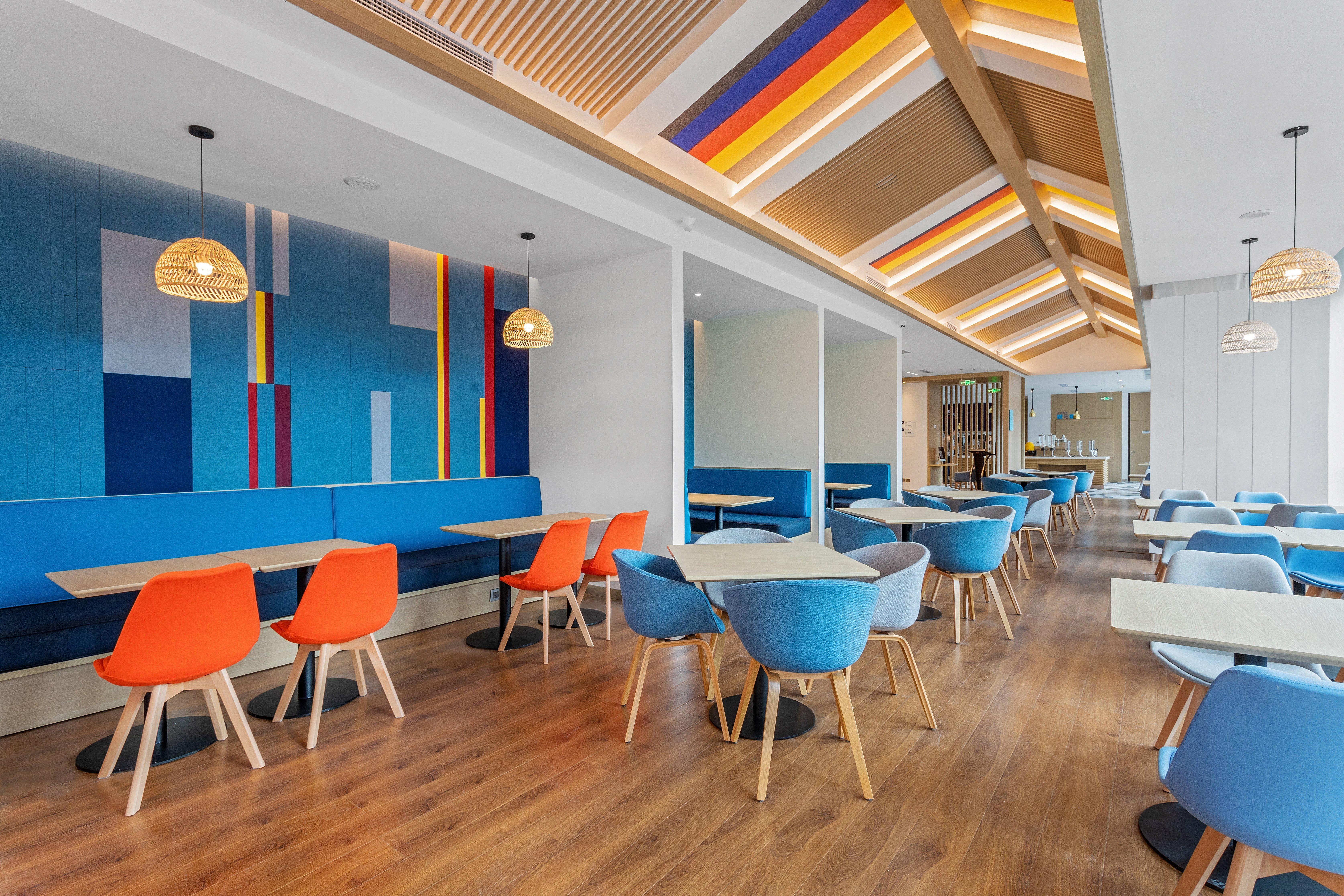Holiday Inn Express Dali Xiaguan By Ihg Exterior photo